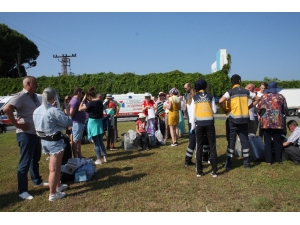 Antalya’da Tur Midibüsü Kazası: 4’ü Turist 9 Yaralı