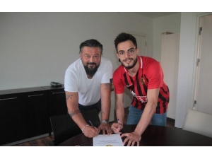 Eskişehirspor’da 2 Yıllık İmza