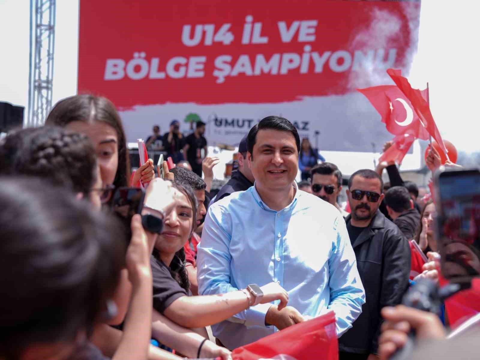 sehitkamil-genclik-orkestrasi-vadi-park-ta-muzikseverlerle-bulusuyor
