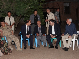 Vali Erin Acılı Aileye Başsağlığı Diledi