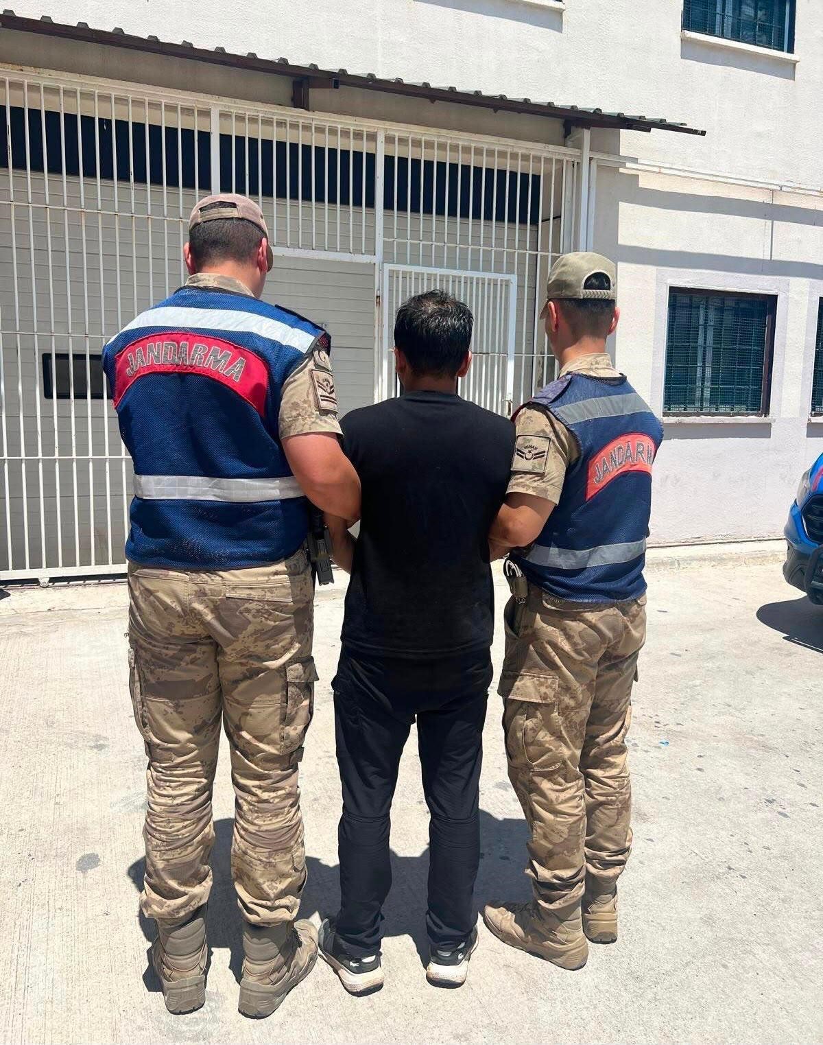 sanliurfa-da-10-yil-10-ay-hapis-cezasi-bulunan-hukumlu-yakalandi