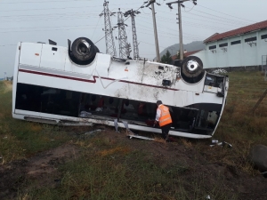 Nevşehir’de Minibüs Devrildi: Çok Sayıda Yaralı Var