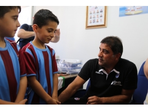 Ünal Karaman, Artvin’de Genç Yeteneklerle Bir Araya Geldi