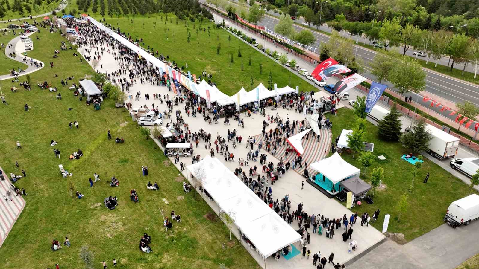 2-geleneksel-havacilik-festivali-gerceklestirildi
