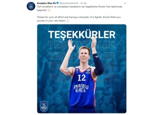 Anadolu Efes, Brock Motum’a Teşekkür Etti