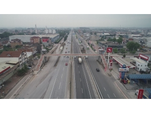 Köseköy Köprülü Kavşağı’na Modern Üst Geçit