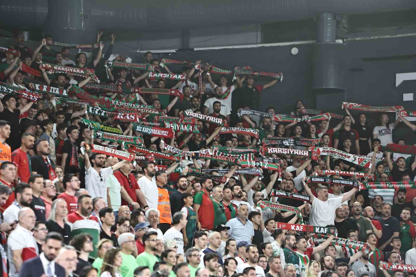 karsiyaka-basketbol-ligde-kalmayi-basardi