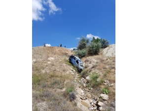 Nevşehir’de Ticari Araç Şarampole Yuvarlandı: 1’i Bebek 2 Ölü, 4 Yaralı