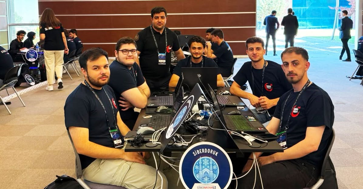 bayburt-universitesi-ogrencileri-siber-guvenlikte-turkiye-finallerinde