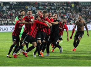 Gazişehir Gaziantep’te Transfer Haftası