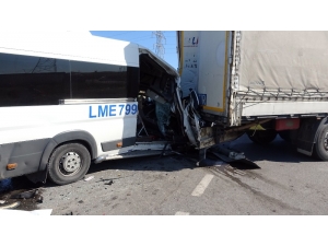 Kurnaköy Yolunda Feci Kaza: 1 Ağır Yaralı