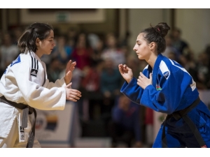 Kağıtsporlu Milli Judocular, Avrupa Yolcusu