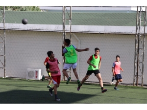 Karaköprü Belediyespor’da Alt Yapı Seçmeleri Yapıldı