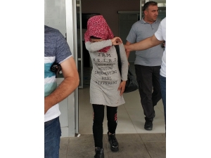 Bıçaklanan Iraklı Kuaför Kadın Gasptan Gözaltına Alındı