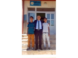 Sarıkamış Lgs’de Türkiye Birincisi Çıkardı