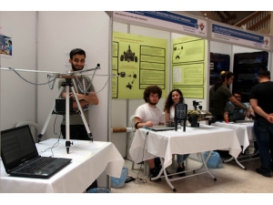 Tübitak Üniversite Öğrencileri Araştırma Projeleri Yarışmaları Sergisi Açıldı