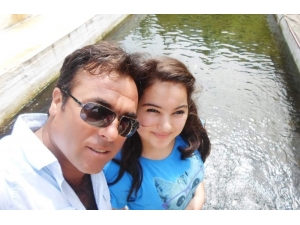 Kolejli Esma Uykuda Kalp Krizine Yakalandı