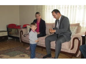 Kaymakam Güven İlçe Halkını Evinde Ziyaret Ediyor