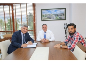 Hatayspor’da İlhan Palut’la Yola Devam