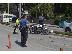 Tavşanlı’da Trafik Kazası: 2 Yaralı