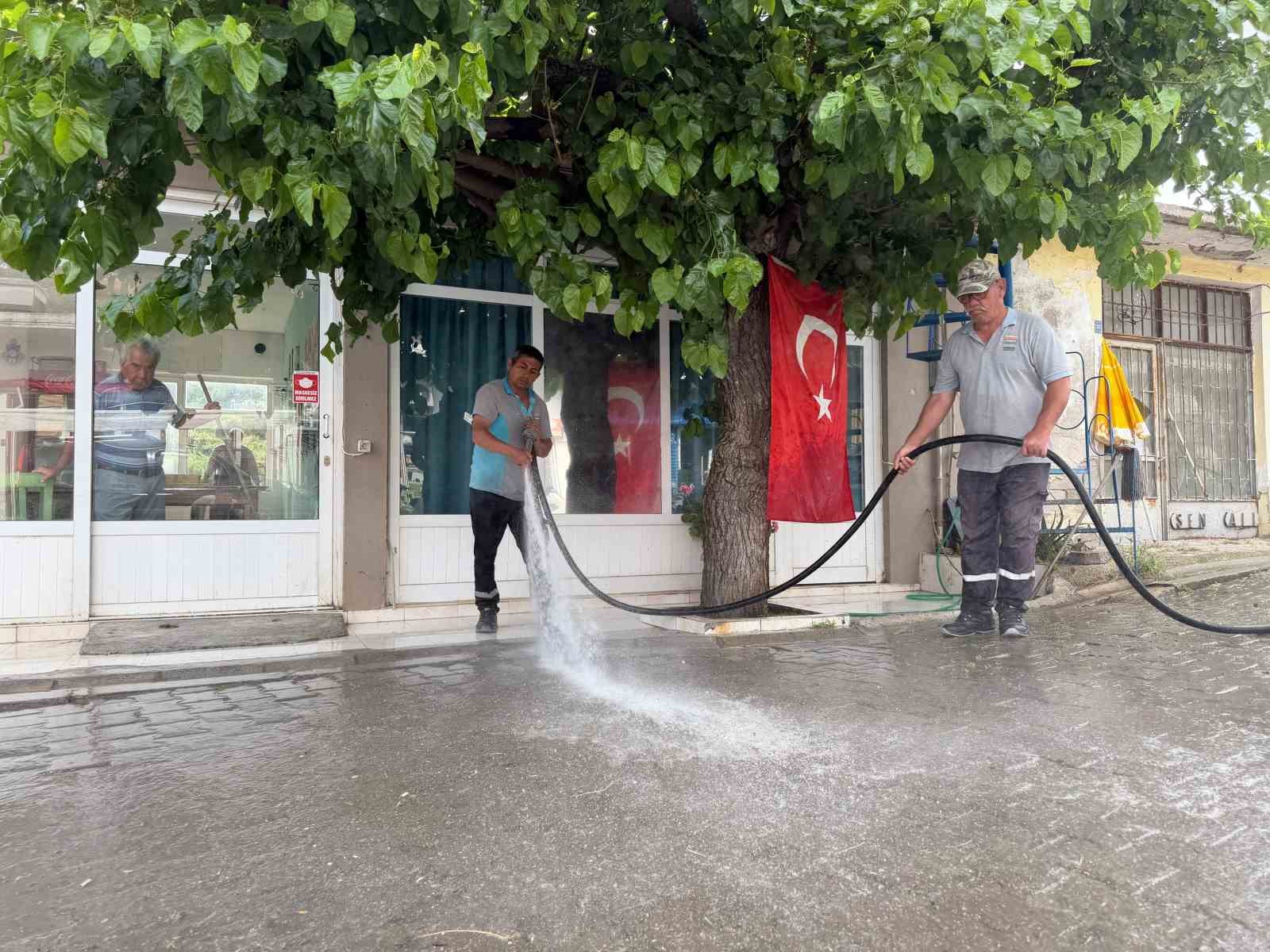 marmaris-belediyesi-nden-sezon-oncesi-temizlik