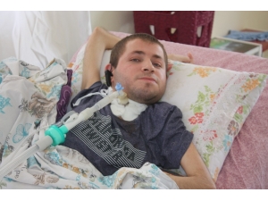 Yatağa Bağımlı Gençten Cumhurbaşkanı Erdoğan’dan Tedavi İsteği