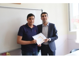 Lgs’de Dalgınlıkla 1 Soruyu Kaçırdı, Türkiye İkincileri Arasında Yer Aldı