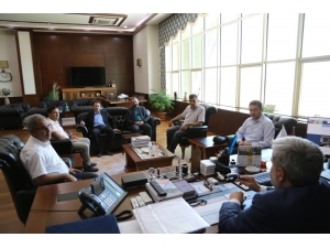 Rektör Şahin: “Eğitimle İlgili Tüm Yenilikleri Dikkatle Takip Ediyoruz”