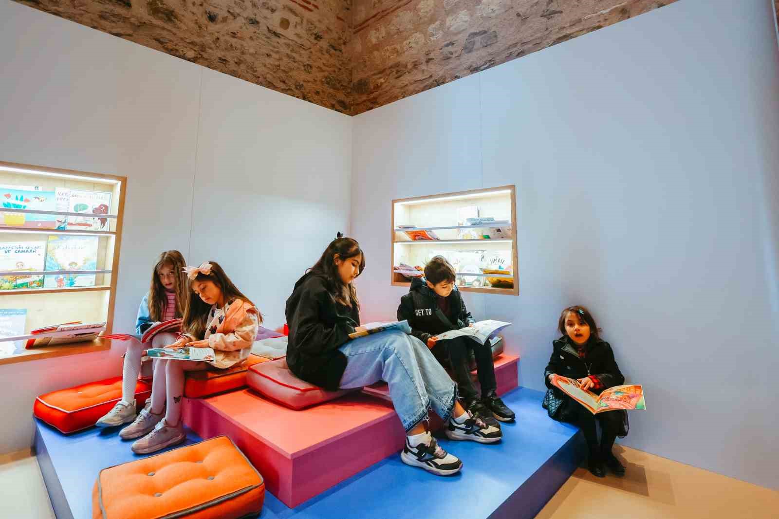 650-bin-ziyaretciyi-agirlayan-rami-cocuk-ve-sanat-bienali-sona-erdi