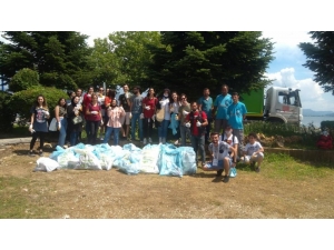Ispartalı Ahbap’lardan Eğirdir Gölü’nde Çevre Temizliği