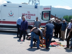 Yolun Karşısına Geçerken Otomobilin Çarptığı Yaşlı Adam Öldü