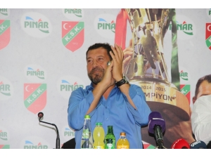 Ufuk Sarıca Resmen Pınar Karşıyaka’da