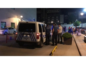 Kaymakamın İki Oğlu Bıçaklı Kavgada Yaralandı