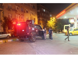 Sultangazi’de Akaryakıt İstasyonunda Silahlı Soygun