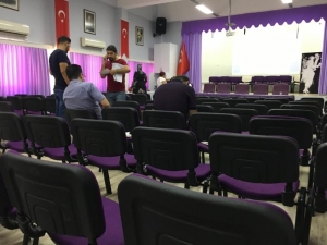 Kuşadası’nda 9 Metrekarelik Dondurma Tezgahına Rekor Kira: Haftalık 8 Bin 890 Tl