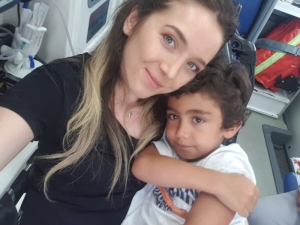 Minibüste Kolu Sıkışan Çocuğu Kurtarma Çabası Kamerada