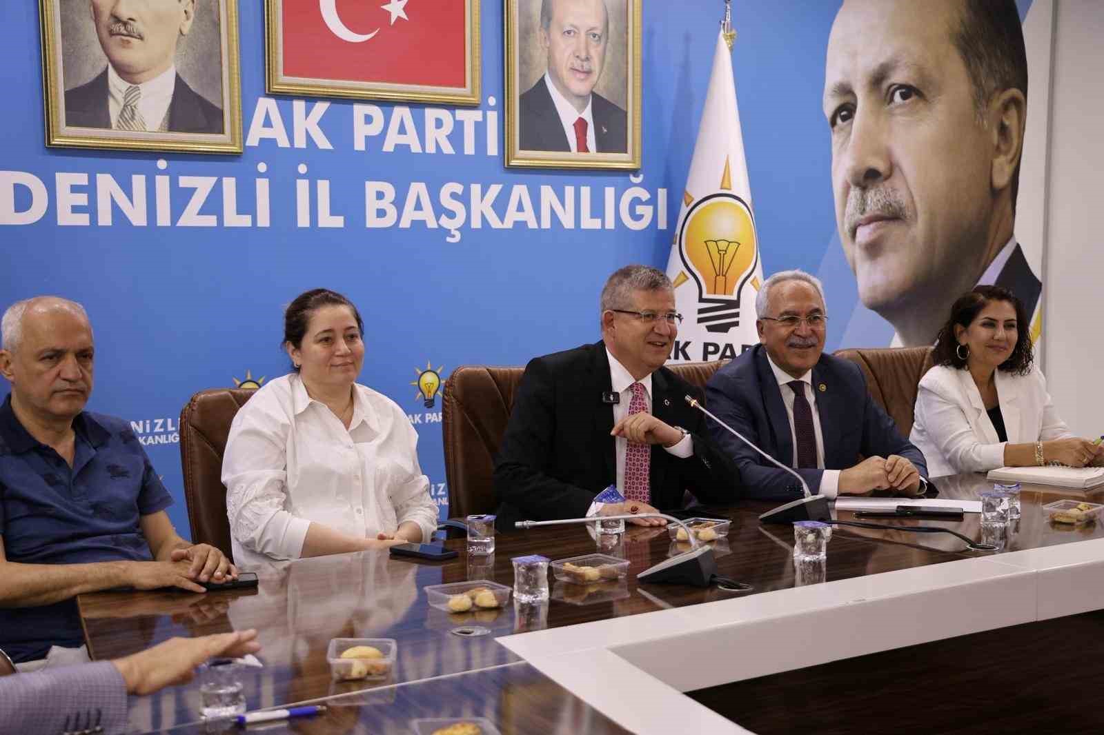 denizli-ak-parti-de-vefa-zirvesi