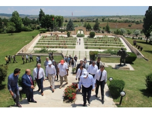 Vali Ömer Toraman’dan Dumlupınar Ve Zafertepeçalköy’e Ziyaret