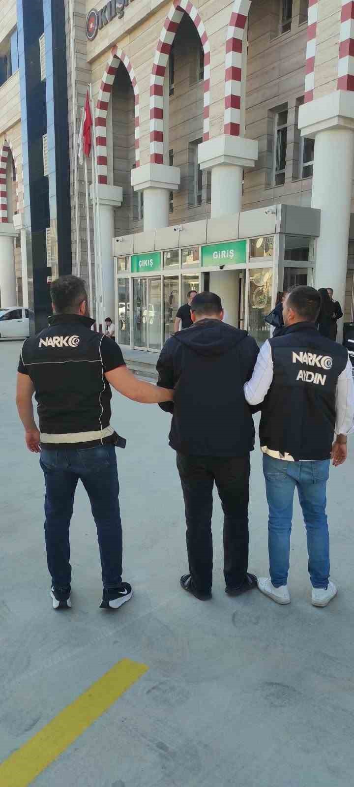 kusadasi-nda-uyusturucu-operasyonunda-yakalanan-supheli-tutuklandi