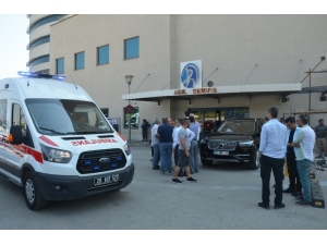 Kaymakam Ve Ailesi Öldürülen Çocuklarının Cenazesini Bekliyor