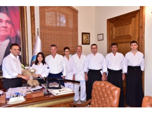 Başkan Şahin Sporcuları Ağırladı