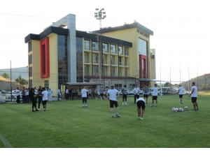 Sergen Yalçın’dan Kulüp Tesislerine Tam Not