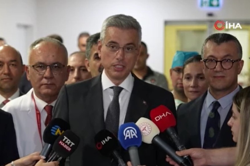 aselsan-imzali-lifeline-hlm-kalp-akciger-makinesi-ilk-acik-kalp-ameliyatini-basariyla-tamamladi