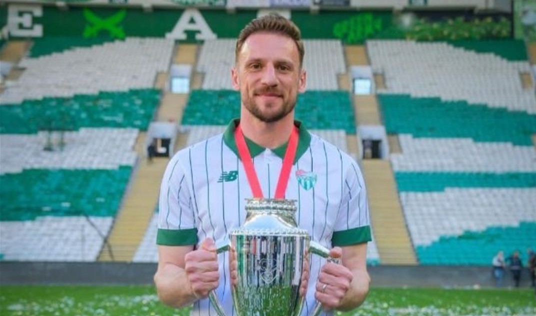 bursaspor-da-anil-atag-in-sozlesmesi-uzatildi