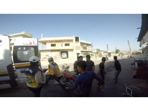 Suriye Savaş Uçakları İdlib Civarını Bombaladı, 8 Sivil Öldü