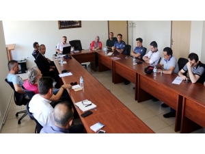 Yasak Su Ürünleri Avcılığı Masaya Yatırıldı