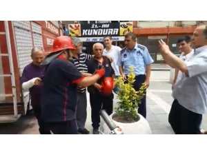 İpe Dolanan Kargayı İtfaiye Ekipleri Kurtardı