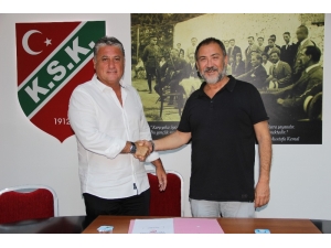 Karşıyaka’da Mesut Toros Sözleşme Uzattı