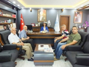 Kınıkspor Yönetiminden Başkan Tekin’e Ziyaret