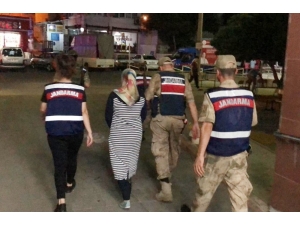 Fetö’den Aranan Kadın Dedesinin Evinde Yakalandı